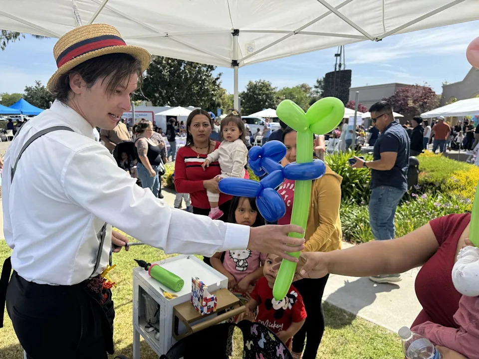 California hospital reunites NICU families with their doctorsCredit: Marian Regional Medical Center/Facebook