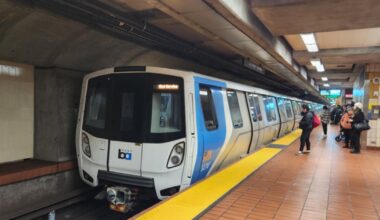 BART service recovering after disabled train in San Francisco causes delays