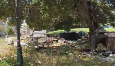 Oakland votes to allowing dismantling of homeless encampments without offering alternative shelter