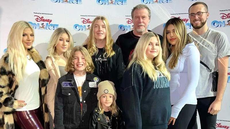 Tori Spelling shares five children with ex-husband Dean McDermott.@torispelling/Instagram