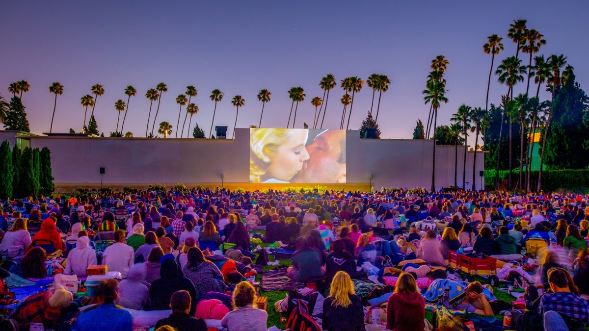 Cinespia’s 25th season is ready for its cinematic close-up at Hollywood Forever – NBC Los Angeles