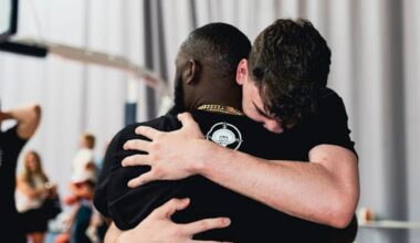 Lakers’ Jake LaRavia reunites with former AAU coach – NBC 7 San Diego