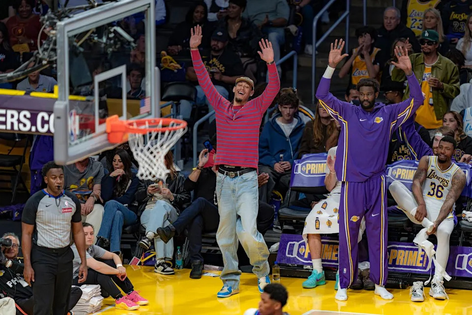 Los Angeles Lakers bench celebrating a Maxi Kleber (14) dunk during an NBA basketball game against the Utah Jazz on April 12th, 2026 in Los Angeles, CA.