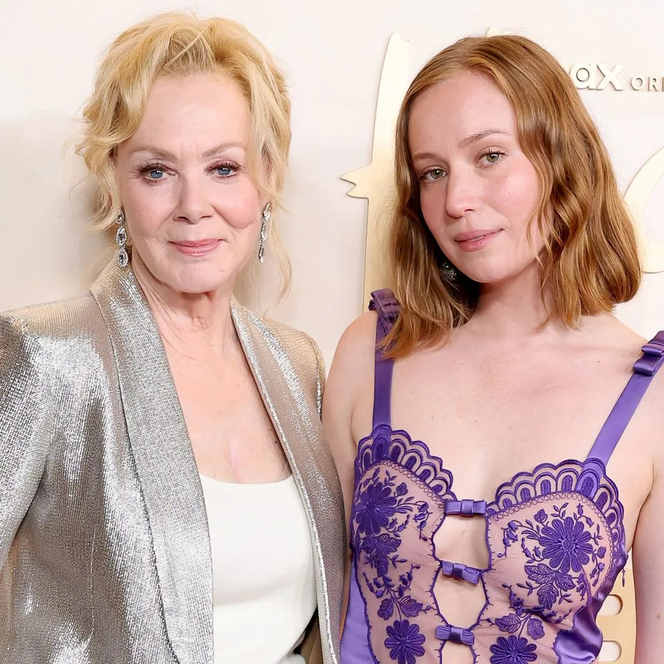 Jean Smart and Hannah EinbinderCredit: Amy Sussman/Getty