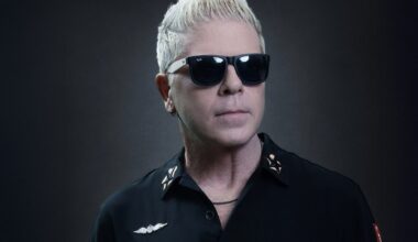 Dexter Holland, frontman for rock band The Offspring, to deliver USC Dornsife commencement address