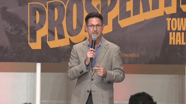 Assemblymember Chris Ward explains why he endorsed Tom Steyer for California governor at a San Diego town hall. (KSWB/KUSI)