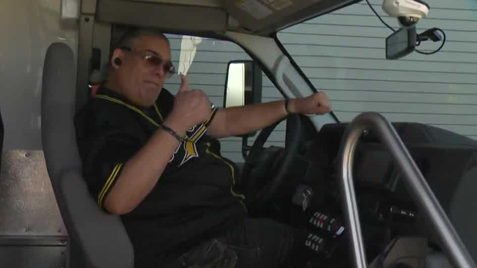 SCUSD adds 7 more electric school buses to fleet