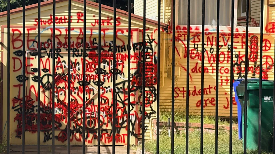 <div>A home at 3937 Bayo Street in Oakland is upsetting neighbors with its graffiti.</div>