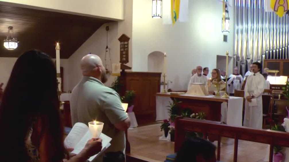 Dozens celebrate Easter Sunday at one of Sacramento's oldest churches