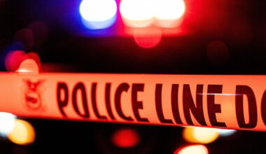 Roseville police search for suspects after home invasion at apartment complex