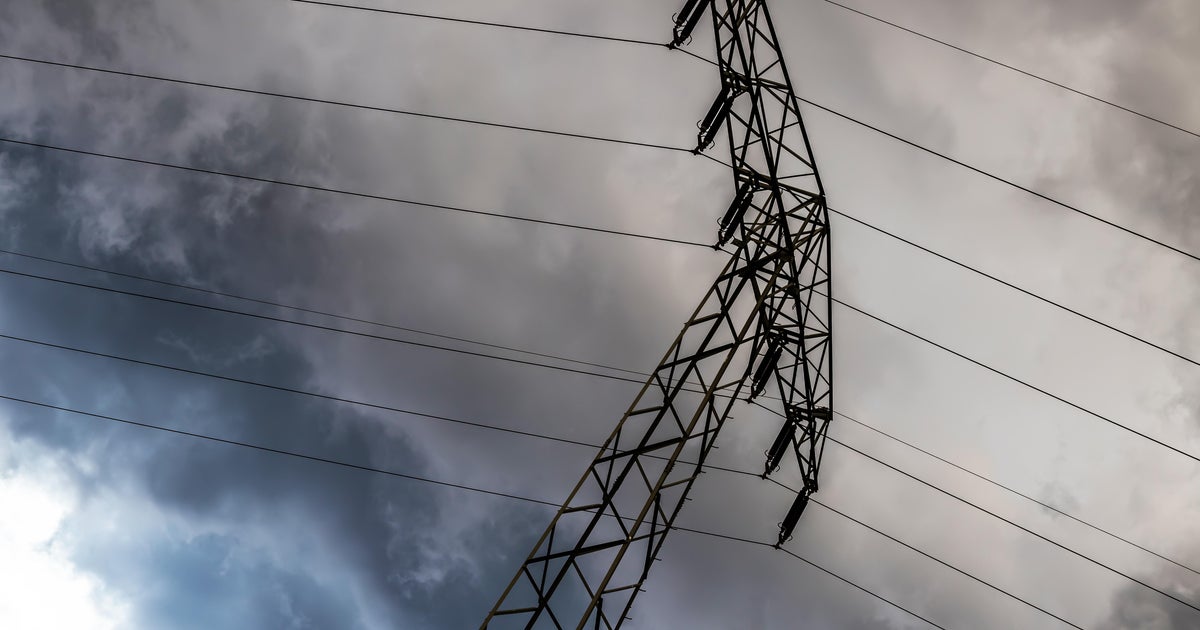 Sacramento area power outages impacts thousands, numerous trees reported down