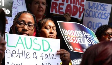 LAUSD, teachers union reach tentative deal; Other talks continuing