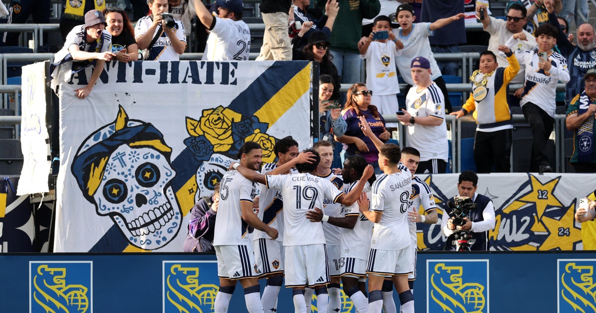 Marco Reus scores twice to rally Galaxy to 2-1 victory over Real Salt Lake