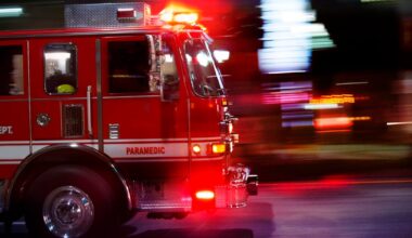 San Jose fire crews put out vegetation fire near elementary school