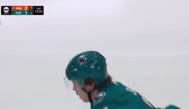 Macklin Celebrini lauds teammates for Sharks' comeback win over Blue Jackets