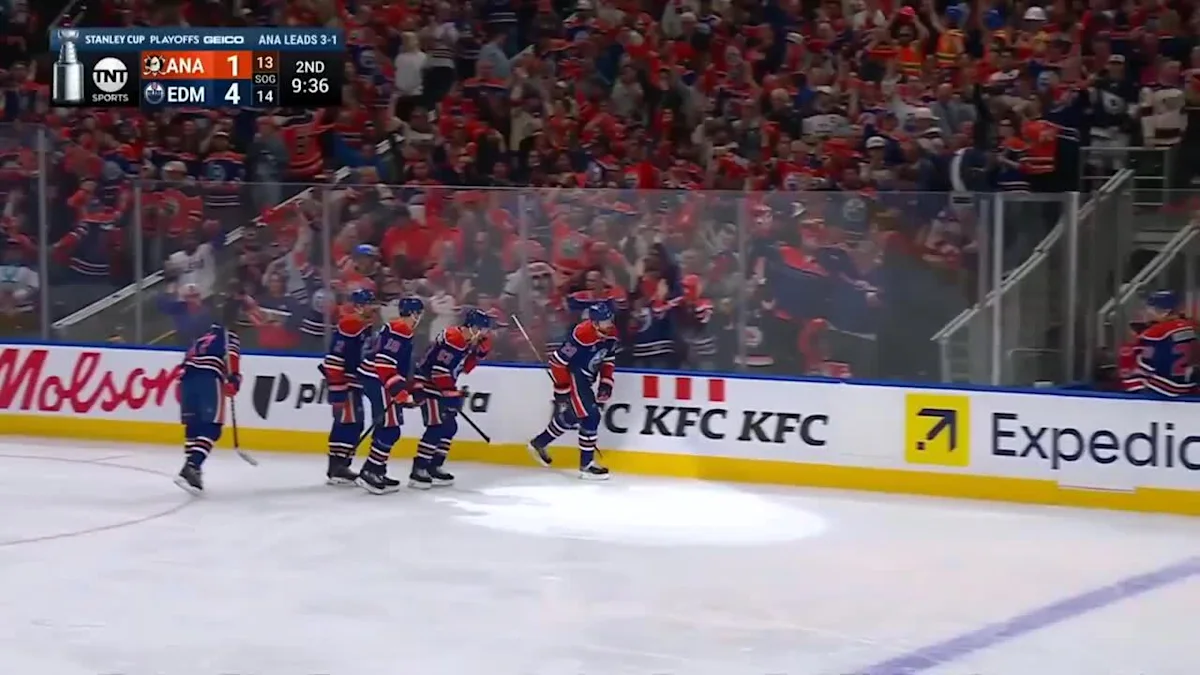 Leon Draisaitl with a Powerplay Goal vs. Anaheim Ducks
