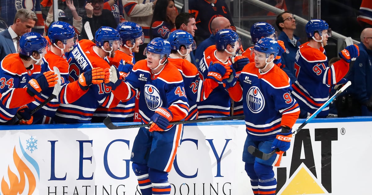 Kapanen's 2nd goal of game with 1:54 left lifts Oilers over Ducks 4-3 in playoff opener - WSB-TV Channel 2