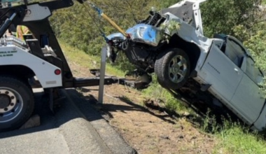 2 injured in crash down Highway 50 embankment in El Dorado County