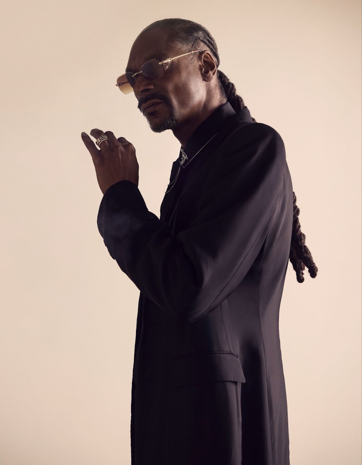 Snoop Dogg drops new album