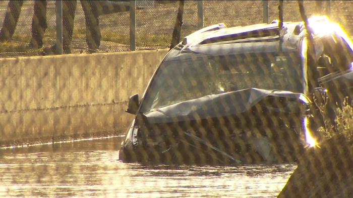 Woman, 9-Year-Old Son Dead After Car Crashes Into Central Fresno Canal
