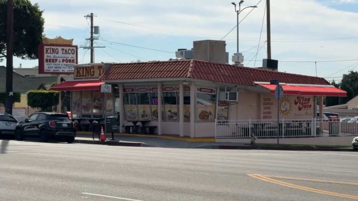 King Taco’s original location may get historical landmark status – NBC Los Angeles