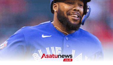Vladimir Guerrero Jr. Leads Blue Jays Against Angels in Anaheim