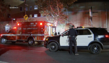 Man fatally shot while sitting in car in DTLA Skid Row | 2 Urban Girls