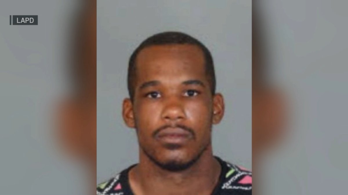 Sex offender named as suspect in sexual assaults in the Valley – NBC Los Angeles