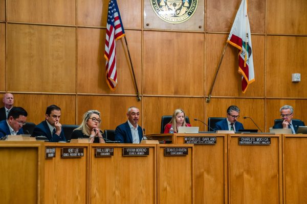 San Diego ordinance setting stricter limits on collaboration with feds now awaits mayor’s signature – San Diego Union-Tribune
