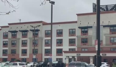 Residents at Oakland transitional housing site slam program as a failure