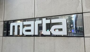 One person killed in shooting at MARTA Oakland City bus loop, suspect in custody