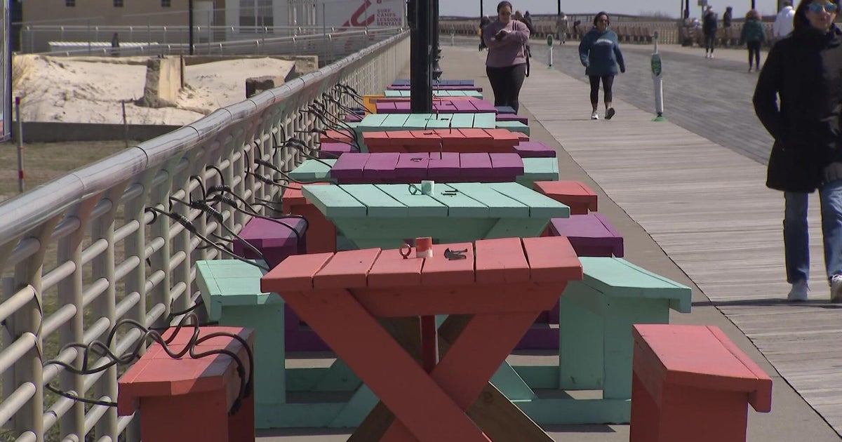 Long Beach City Council is set to vote on loosening boardwalk alcohol restrictions