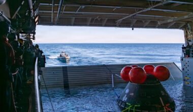 San Diego warship will recover Artemis II astronauts after splashdown off coast on Friday – NBC 7 San Diego