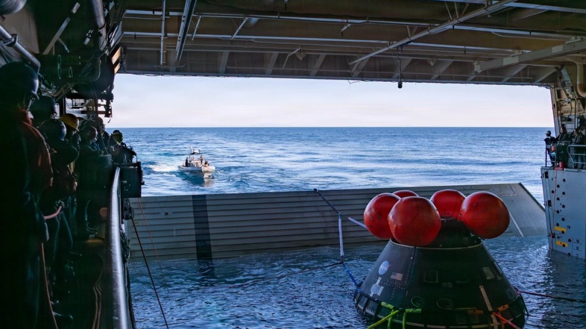 San Diego warship will recover Artemis II astronauts after splashdown off coast on Friday – NBC 7 San Diego