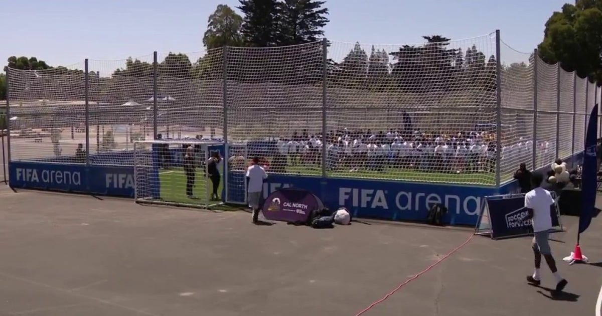 FIFA opens new pitch at Oakland middle school