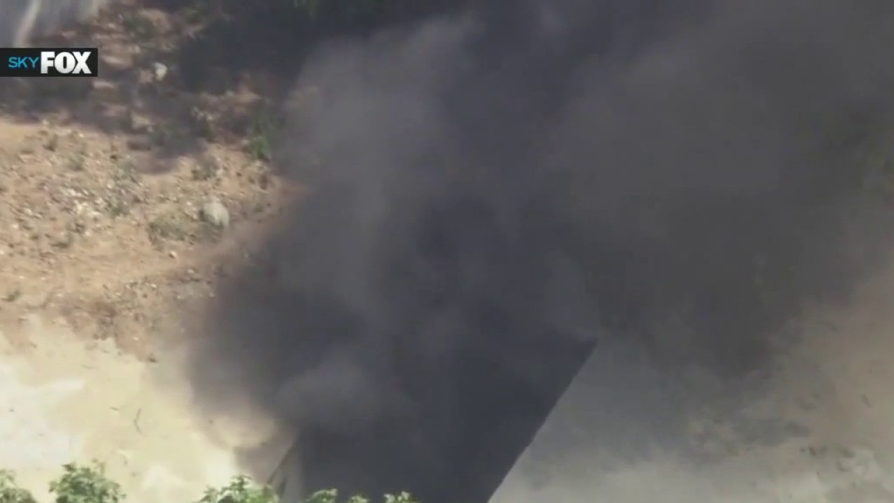 Pursuit suspect sets car on fire in Highland Park