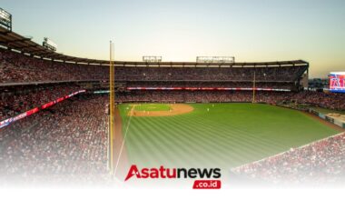 San Diego Padres Defeat Los Angeles Angels in Anaheim