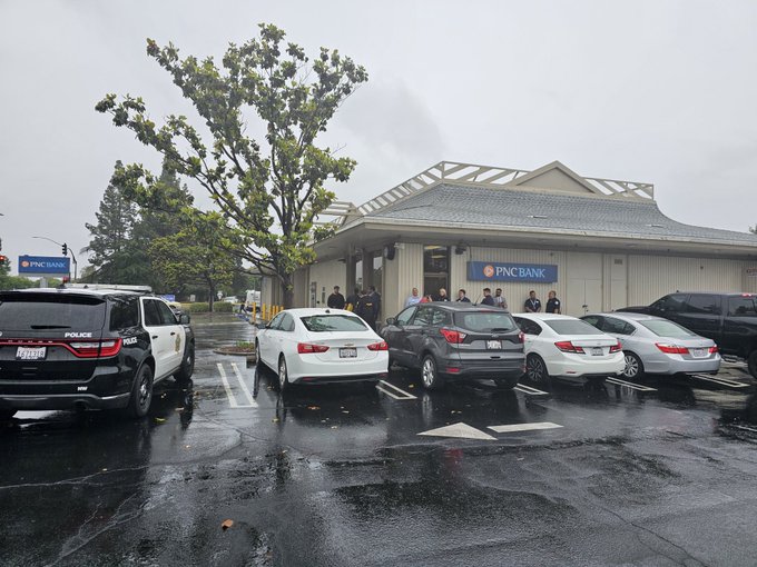 Armed Robbery at PNC Bank Next to Radio City
