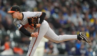 Dodgers acquire RHP McDermott from Orioles for RHP Perez