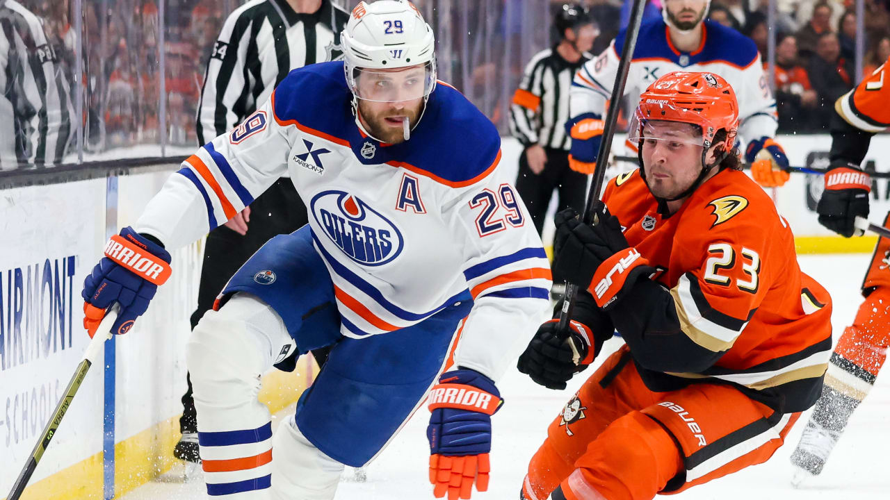 3 Things to Watch: Oilers at Ducks, Game 3 of Western Conference 1st Round