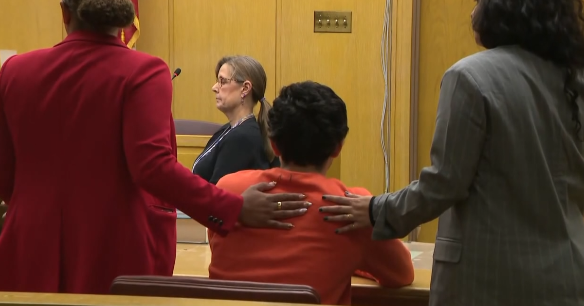 Man accused of Molotov cocktail attack on Sam Altman held as defense cites mental health crisis