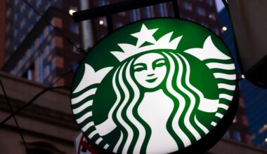Starbucks closes another downtown coffeehouse