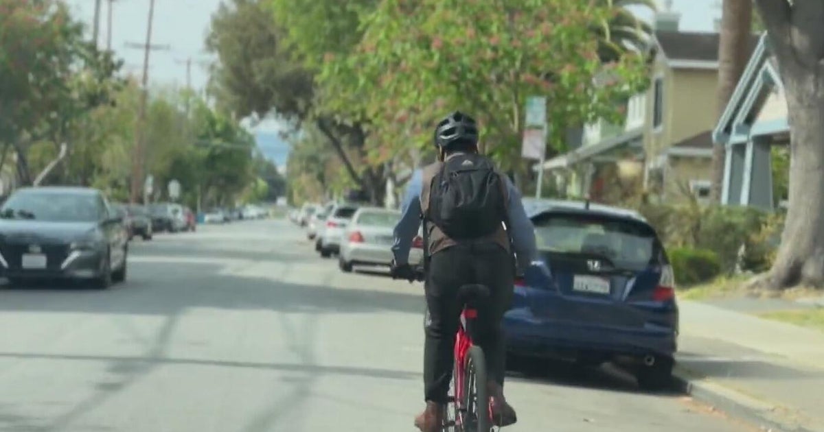 Bay Area bike program pays commuters to ditch their cars