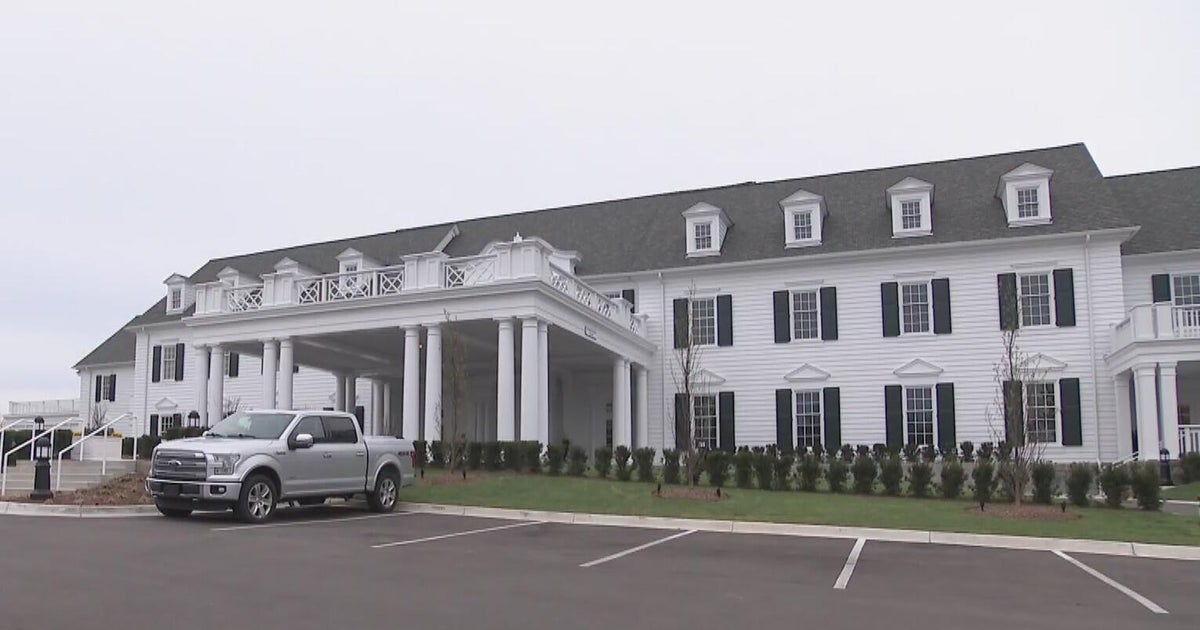 Oakland Hills Country Club celebrates reopening of clubhouse 4 years after fire