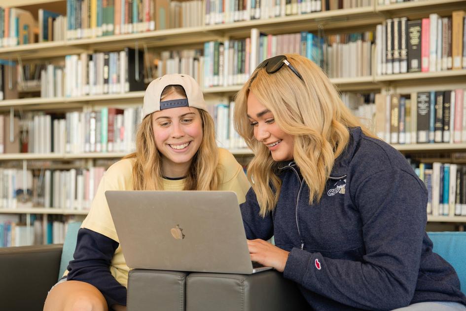 CSUMB Launches AI Certificate Courses for Working Professionals