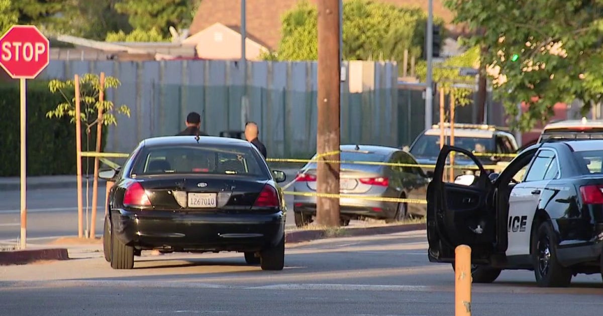 Teen shot near middle school in North Hills