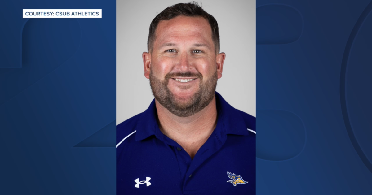Cal State Bakersfield hires Shane Pelton to lead swimming program