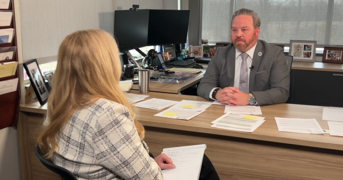 Official says Oakland County leaders refuse to meet on new sheriff contracts