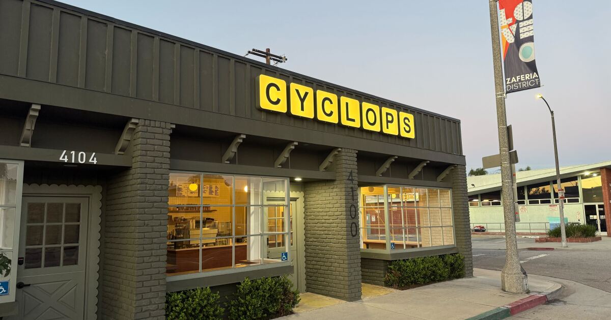 AirTalk Food: Cyclops Coffee and The Burger Ghoul