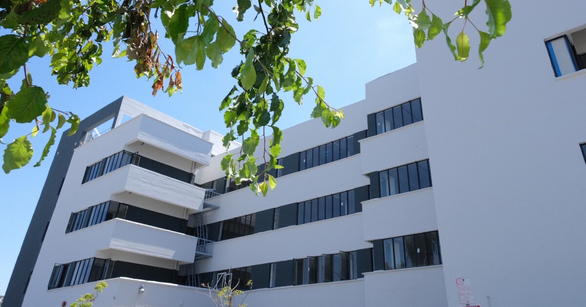 This LA apartment building was revolutionary. After years of neglect, it has finally been restored